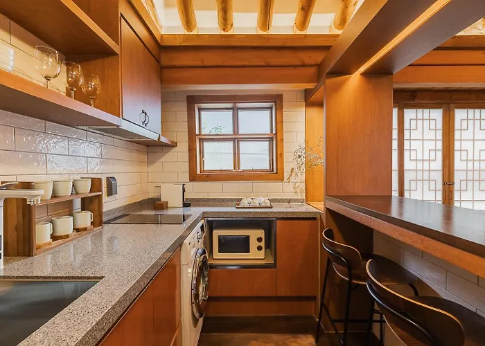 Luxury Hanok Subtle Grace Seoul